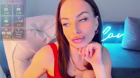 nikki_blondiee online show from March 4, 4:31 am