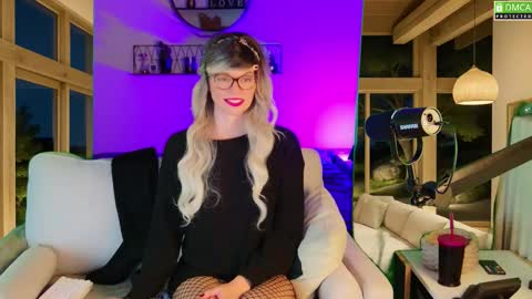 Kitty Chatte online show from September 15, 7:48 pm