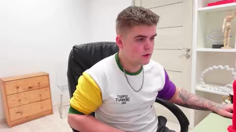 nikki online show from February 17, 9:03 pm