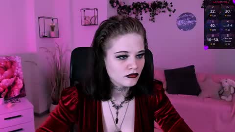 nikki_kiss_ online show from July 9, 8:51 am