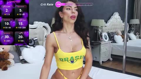 Snapshot of nikkirushxx chatting on October 9, 6:41 am Nikky online show from October 9, 6:41 am