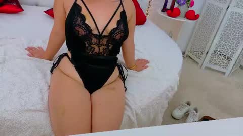 Nikol Ina online show from July 22, 4:47 am