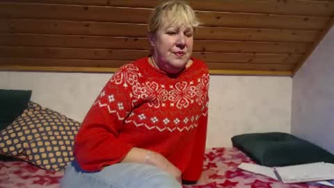 Nikole1 online show from February 18, 3:10 pm