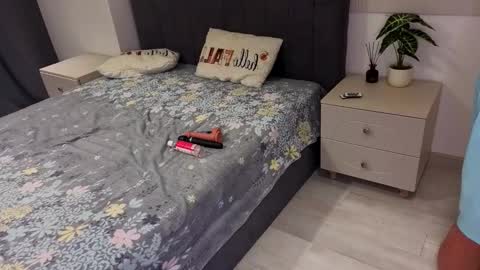 NykoleSmyth online show from March 17, 7:52 pm