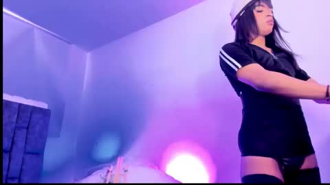 nikii online show from March 25, 9:10 pm