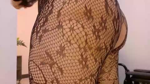 Snapshot of niky_smit chatting on February 24, 11:32 am NIKY SMIT online show from February 24, 11:32 am