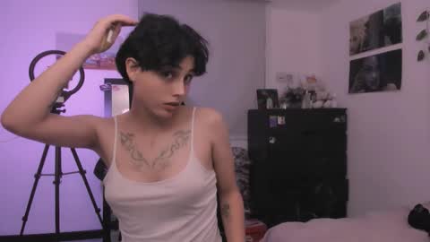 Nikylaine online show from March 14, 12:47 am