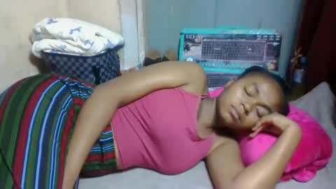 nilah online show from April 16, 10:23 pm