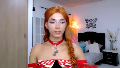 Snapshot of nilam217 chatting on February 26, 2:52 am Nilam online show from February 26, 2:52 am