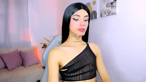 Nilam online show from March 17, 10:04 pm