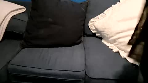 nillbuster007 online show from April 15, 7:55 am