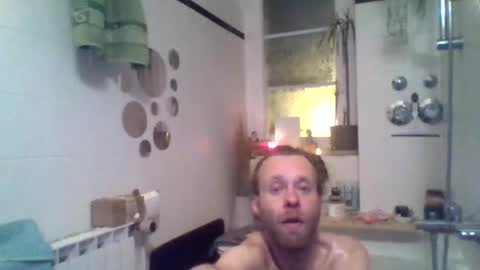 nilsberlin99 online show from February 22, 2:04 am