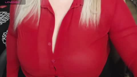 Blonde Nimpho online show from May 8, 9:26 am