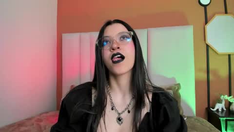 Nina online show from January 13, 2:14 pm