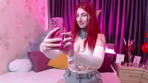 Nina online show from March 6, 7:40 am