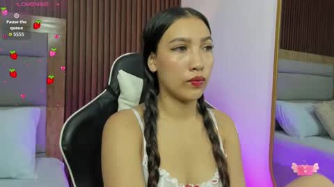 Snapshot of nina_blake chatting on October 1, 8:41 pm N I N A online show from October 1, 8:41 pm