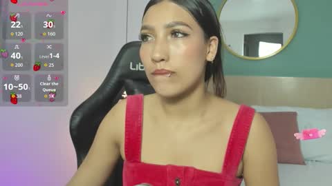 Snapshot of nina_blake chatting on October 8, 2:40 am N I N A online show from October 8, 2:40 am
