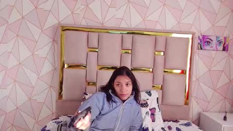 Nina Carther online show from February 26, 11:46 am