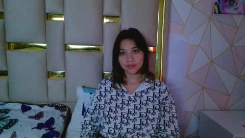 Nina Carther online show from December 20, 11:17 am