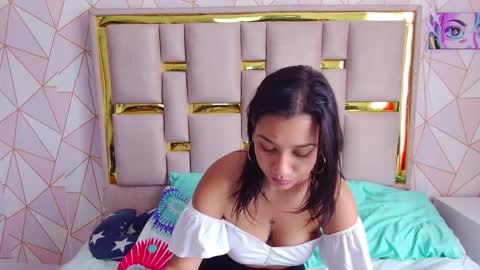 Nina Carther online show from March 9, 8:24 pm