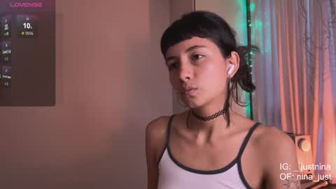 Snapshot of nina_just chatting on December 3, 9:50 pm Nina. online show from December 3, 9:50 pm