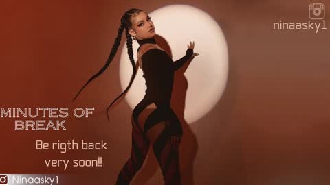 Snapshot of ninaa_sky chatting on January 23, 4:26 pm    online show from January 23, 4:26 pm