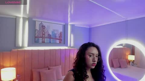 Nina  online show from April 5, 2:19 am