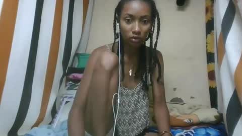 ninaeaa online show from February 4, 3:05 pm