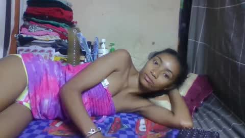 ninaeaa online show from March 15, 1:14 pm