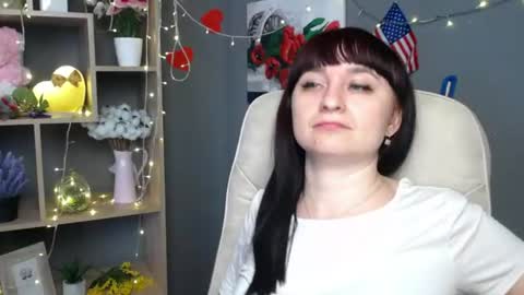 ninaflawlees online show from July 9, 7:01 am