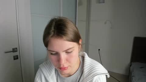 ninarihh online show from March 4, 5:24 pm