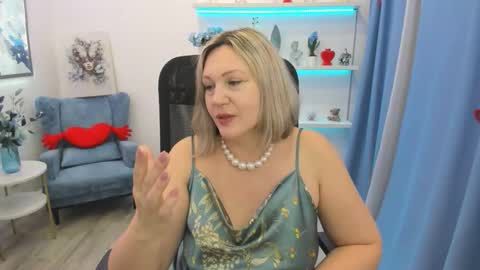 ninastarle online show from March 5, 12:25 pm