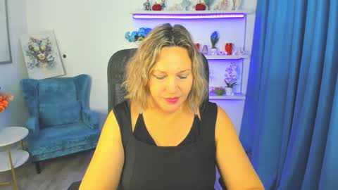 ninastarle online show from November 2, 5:40 am