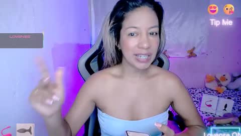Snapshot of ninatinydoll1 chatting on October 9, 11:48 am ninatinydoll1 online show from October 9, 11:48 am