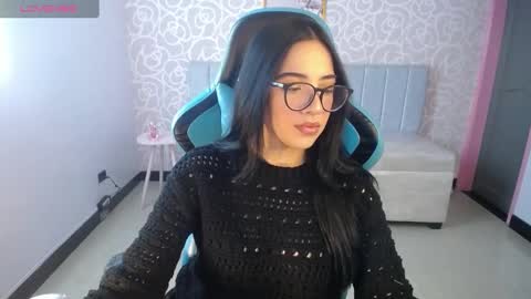 Snapshot of ninfa_ch chatting on January 28, 11:17 am Ninfa  online show from January 28, 11:17 am