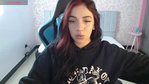Snapshot of ninfa_ch chatting on December 23, 11:25 am Ninfa  online show from December 23, 11:25 am