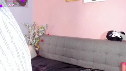 Snapshot of nini_martinii chatting on October 15, 9:54 am NINI online show from October 15, 9:54 am