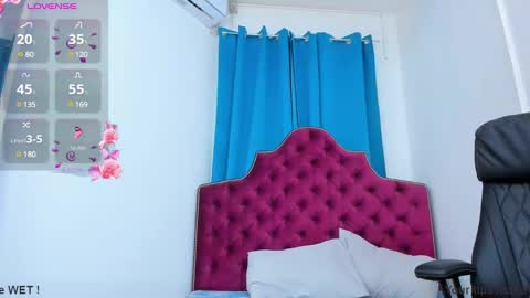 nina dee online show from March 11, 5:02 am