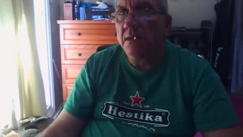 Dennis online show from October 17, 2:54 pm