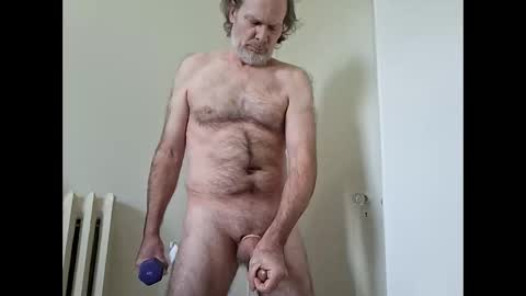 iain online show from April 11, 2:54 pm