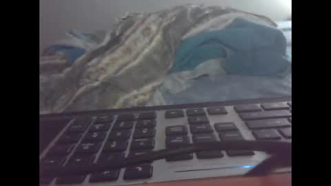 Nuno online show from December 22, 4:50 am