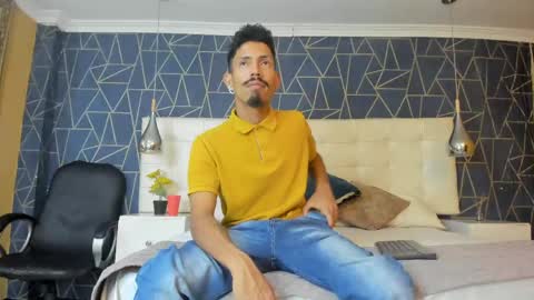 Noah online show from March 22, 8:13 pm