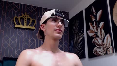 Snapshot of noah_brigth chatting on March 6, 5:57 am Noah Brigth online show from March 6, 5:57 am