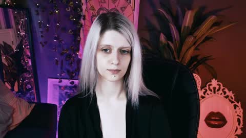 REAL name LiaDM are always open online show from April 9, 3:18 pm