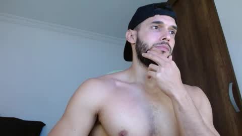 Noah online show from December 5, 3:43 pm