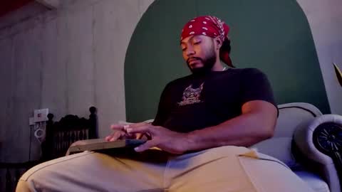 Snapshot of noah_jones__ chatting on September 11, 7:15 pm Noah online show from September 11, 7:15 pm