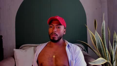 Snapshot of noah_jones__ chatting on February 8, 9:15 pm Noah online show from February 8, 9:15 pm