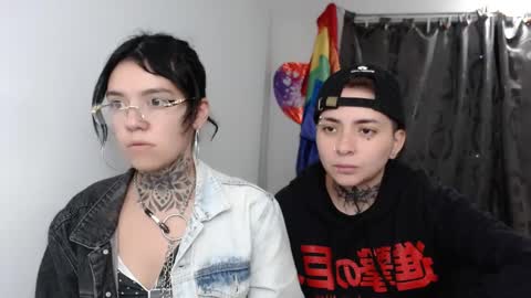 noah hehim    online show from December 31, 2:40 am