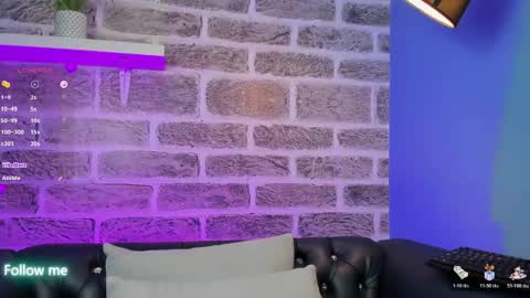    online show from April 23, 4:20 am