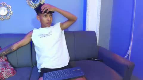 NOAH SMITH online show from February 27, 11:52 pm